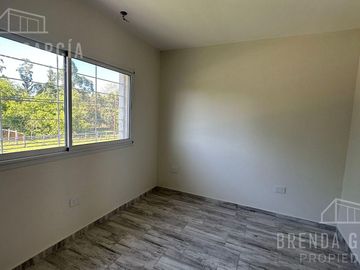 Casa en Dos Plantas En Venta En Colon Entre Ríos.