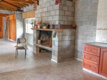 CASA QUINTA EN GLORIA DE LA PELEGRINA