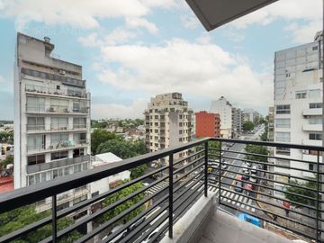 Venta Departamento monoambiente balcón Flores