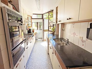 Casa moderna con jardín en Belgrano R