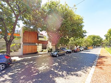 Casa moderna con jardín en Belgrano R