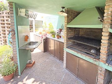 Casa moderna con jardín en Belgrano R