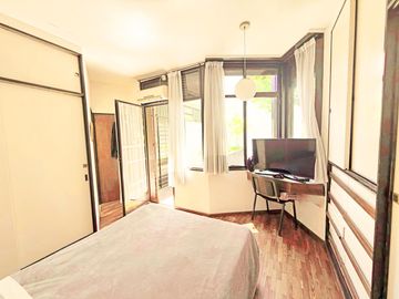 Casa moderna con jardín en Belgrano R