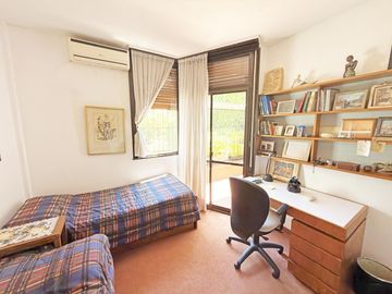 Casa moderna con jardín en Belgrano R