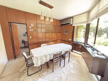 Casa moderna con jardín en Belgrano R