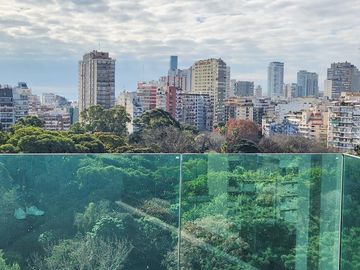 Venta/ Alquiler Duplex Mansion Botanico con terraza propia