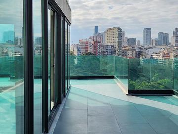 Venta/ Alquiler Duplex Mansion Botanico con terraza propia