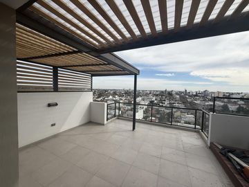 Departamento en venta de tres dormitorios en 50 e 26 y 27