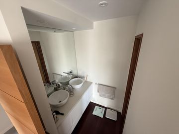 Departamento en venta de tres dormitorios en 50 e 26 y 27