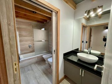 Excelente casa con impactante vista