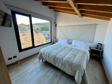 Excelente casa con impactante vista