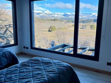 Excelente casa con impactante vista