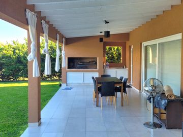 CASA EN LA RESERVA CARDALES - APTO CREDITO