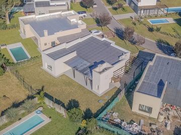 Casa en  Barrio Santo Tomás