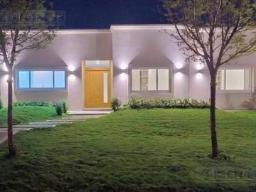 Casa en  Barrio Santo Tomás