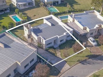 Casa en  Barrio Santo Tomás