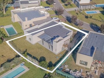 Casa en  Barrio Santo Tomás