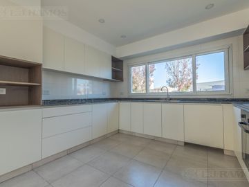 Casa en  Barrio Santo Tomás