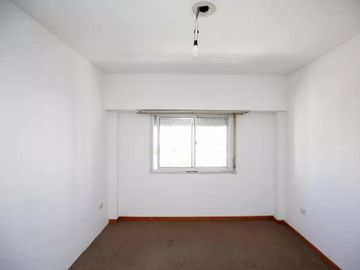 Departamento en venta - 3 Dormitorios 2 Baños - Cocheras - 169Mts2 - La Plata