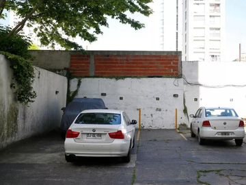 Departamento en venta - 3 Dormitorios 2 Baños - Cocheras - 169Mts2 - La Plata