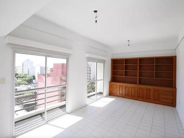 Departamento en venta - 3 Dormitorios 2 Baños - Cocheras - 169Mts2 - La Plata