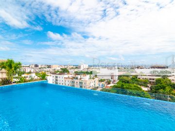 Menesse Midtown Studio