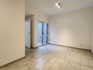 VENTA DPTO 2 AMB  -TERRAZA/PATIO APTO CREDITO