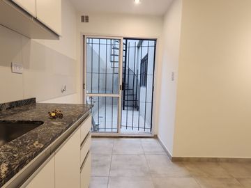 VENTA DPTO 2 AMB  -TERRAZA/PATIO APTO CREDITO