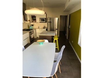 VENTA CASA RECICLADA 3 DORM PISCINA - OLIVOS