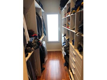 VENTA CASA RECICLADA 3 DORM PISCINA - OLIVOS