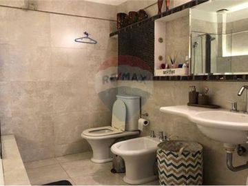 VENTA CASA RECICLADA 3 DORM PISCINA - OLIVOS