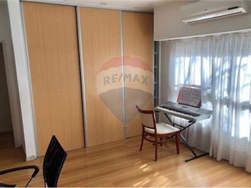 VENTA CASA RECICLADA 3 DORM PISCINA - OLIVOS