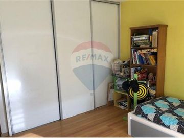 VENTA CASA RECICLADA 3 DORM PISCINA - OLIVOS