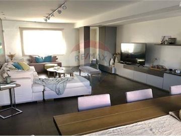 VENTA CASA RECICLADA 3 DORM PISCINA - OLIVOS