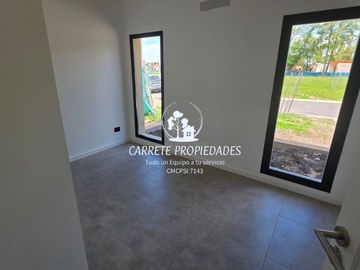 Casa estrenar lista para mudarte en venta. Barrio Santa Sofia. Pilar