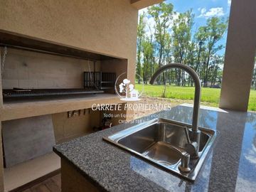 Casa estrenar lista para mudarte en venta. Barrio Santa Sofia. Pilar