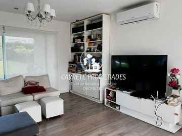 Casa en venta de 3 dormitorios con Pileta. Santa Guadalupe. Pilar.