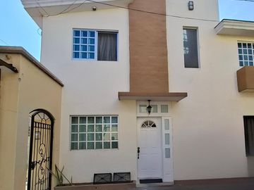 PARA TI QUE BUSCAS LA MEJOR UBUCACION DENTRO DE PERIFERICO TOTALMENTE REMODELADA