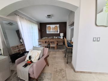 PARA TI QUE BUSCAS LA MEJOR UBUCACION DENTRO DE PERIFERICO TOTALMENTE REMODELADA