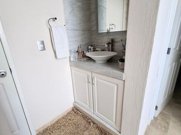 PARA TI QUE BUSCAS LA MEJOR UBUCACION DENTRO DE PERIFERICO TOTALMENTE REMODELADA