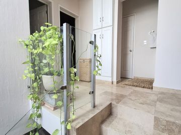 PARA TI QUE BUSCAS LA MEJOR UBUCACION DENTRO DE PERIFERICO TOTALMENTE REMODELADA