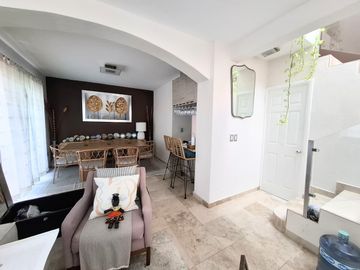 PARA TI QUE BUSCAS LA MEJOR UBUCACION DENTRO DE PERIFERICO TOTALMENTE REMODELADA