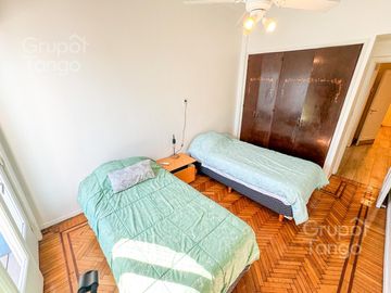 Venta PH seis ambientes Villa Urquiza Balcón Terraza Frente Quincho Apto Crédito