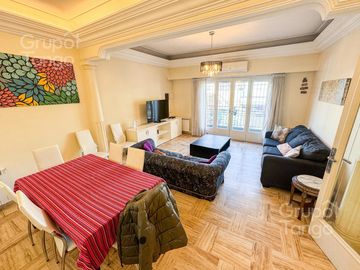 Venta CASA seis ambientes Villa Urquiza Balcón Terraza Frente Quincho Apto Crédito