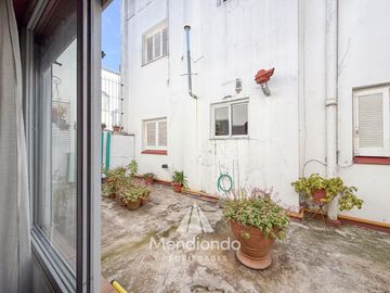 PH 3 ambientes en PLANTA BAJA con patio en Chauvín. 49 m2 cub.