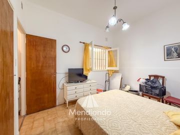 PH 3 ambientes en PLANTA BAJA con patio en Chauvín. 49 m2 cub.