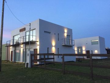 Duplex  en  Camet Norte