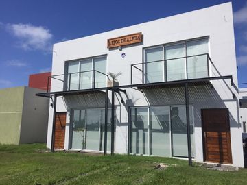 Duplex  en  Camet Norte