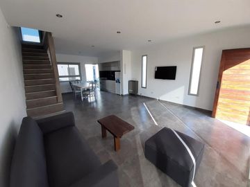 Duplex  en  Camet Norte