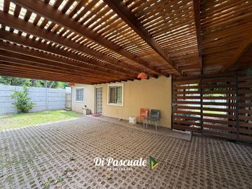 VENTA Casa 3 Ambientes en Calle Privada Con Parque y Pileta - Paso Del Rey (Villa Zapiola)